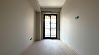 Elmas'tan Yenişehir'in Kalbinde Full Concept 2+1 Ofis