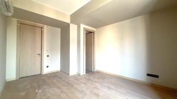 Elmas'tan Yenişehir'in Kalbinde Full Concept 2+1 Ofis