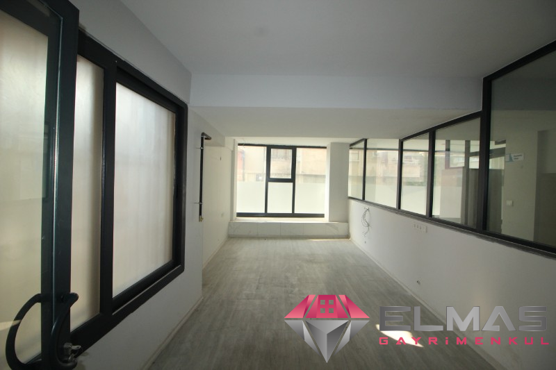Elmas'tan Burhan Felek Cad. Üzeri 270 M2 Alana Sahip Dükkan