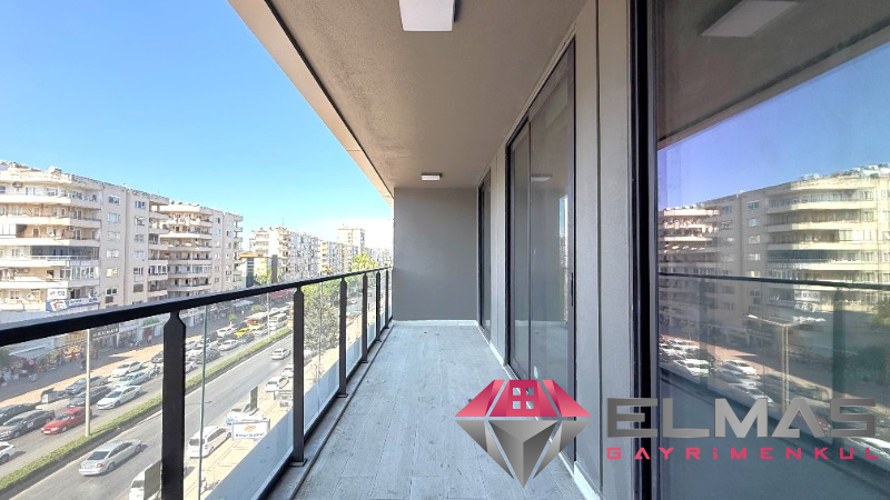 Elmas'tan Yenişehir'in Kalbinde Full Concept 2+1 Ofis