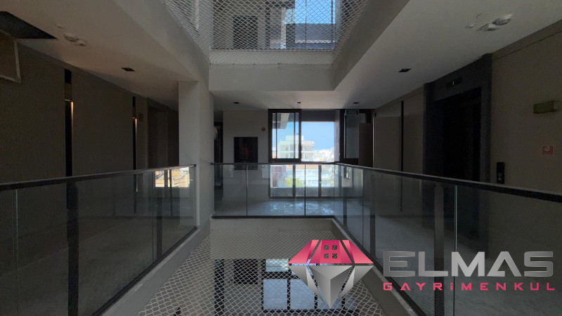 Elmas'tan Yenişehir'in Kalbinde Full Concept 2+1 Ofis