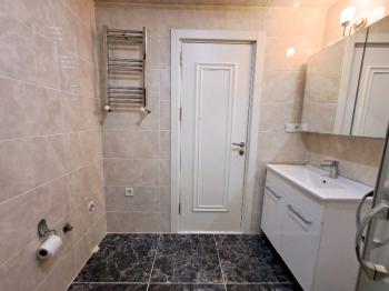 FENERYOLU'NDA YENİ BİNADA ÇOK BAKIMLI 3+1 KİRALIK DAİRE