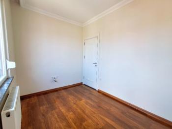 FENERYOLU'NDA YENİ BİNADA ÇOK BAKIMLI 3+1 KİRALIK DAİRE