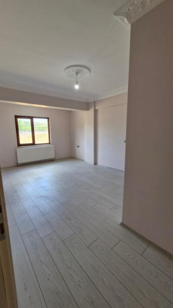 SAKARYA KAYNARCA 'DA KALABALIK  AİLELER İÇİN 11.600 m2 ARAZİ İÇİNDE 2 ADET BÜYÜK TİP VİLLA
