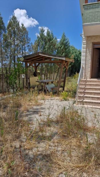 SAKARYA KAYNARCA 'DA KALABALIK  AİLELER İÇİN 11.600 m2 ARAZİ İÇİNDE 2 ADET BÜYÜK TİP VİLLA