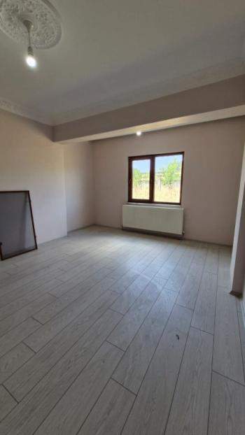 SAKARYA KAYNARCA 'DA KALABALIK  AİLELER İÇİN 11.600 m2 ARAZİ İÇİNDE 2 ADET BÜYÜK TİP VİLLA