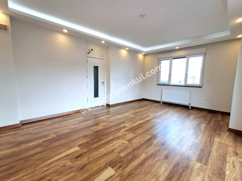 FENERYOLU'NDA YENİ BİNADA ÇOK BAKIMLI 3+1 KİRALIK DAİRE