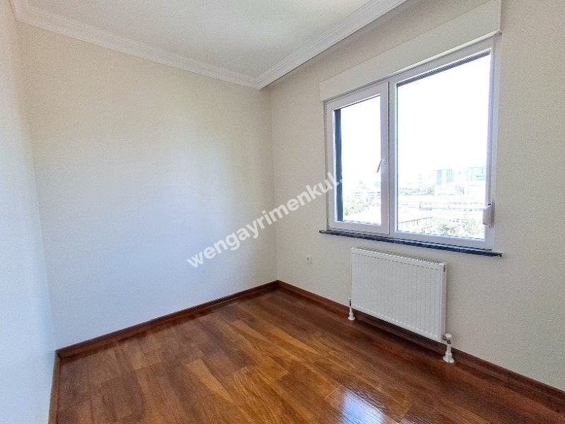 FENERYOLU'NDA YENİ BİNADA ÇOK BAKIMLI 3+1 KİRALIK DAİRE