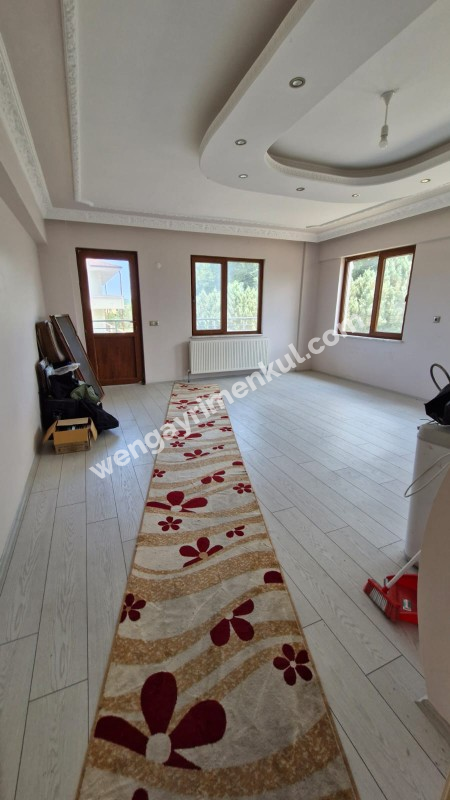 SAKARYA KAYNARCA 'DA KALABALIK  AİLELER İÇİN 11.600 m2 ARAZİ İÇİNDE 2 ADET BÜYÜK TİP VİLLA