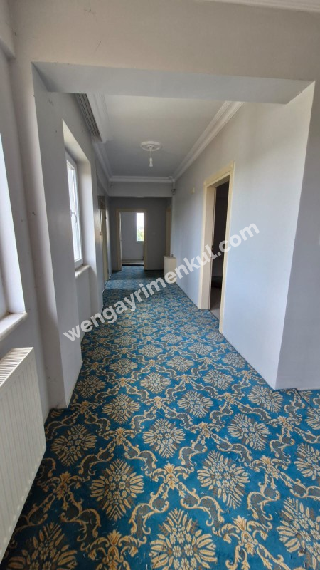SAKARYA KAYNARCA 'DA KALABALIK  AİLELER İÇİN 11.600 m2 ARAZİ İÇİNDE 2 ADET BÜYÜK TİP VİLLA