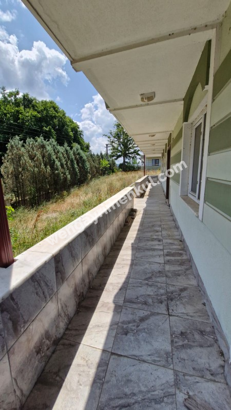 SAKARYA KAYNARCA 'DA KALABALIK  AİLELER İÇİN 11.600 m2 ARAZİ İÇİNDE 2 ADET BÜYÜK TİP VİLLA