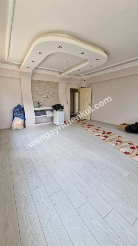 SAKARYA KAYNARCA 'DA KALABALIK  AİLELER İÇİN 11.600 m2 ARAZİ İÇİNDE 2 ADET BÜYÜK TİP VİLLA