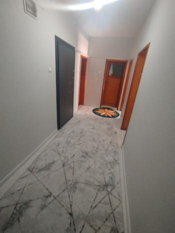 GÜVENAY – ÇORUM ULUKAVAK MAHALLESİ MERKEZİ KONUMDA KİRACILI KOMPLE SATILIK BİNA