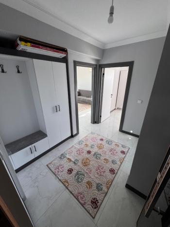 ÜNİVERSİTE BÖLGESİNDE KİRALIK EŞYALI 1+1 DAİRELER