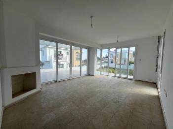 GİRNE YEŞİLTEPE BÖLGESİNDE  SATILIK SIFIR 3 + 1 VİLLA