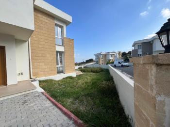GİRNE YEŞİLTEPE BÖLGESİNDE  SATILIK SIFIR 3 + 1 VİLLA