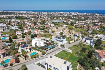 GİRNE BELLAPAİS BÖLGESİNDE SATILIK 5 + 1 SIFIR VİLLA
