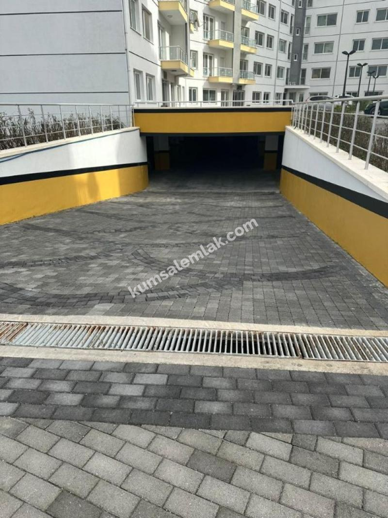 GİRNE MERKEZ BÖLGESİNDE LÜKS SİTE İÇERİSİNDE SATILIK DAİRELER