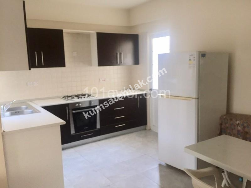 LEFKOŞA   GÖNYELİ   BÖLGESİNDE   MERKEZİ KONUMDA SATILIK    DAİRE                                                               0533 880 0084