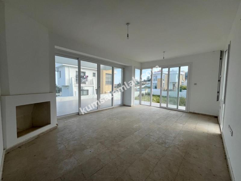 GİRNE YEŞİLTEPE BÖLGESİNDE  SATILIK SIFIR 3 + 1 VİLLA
