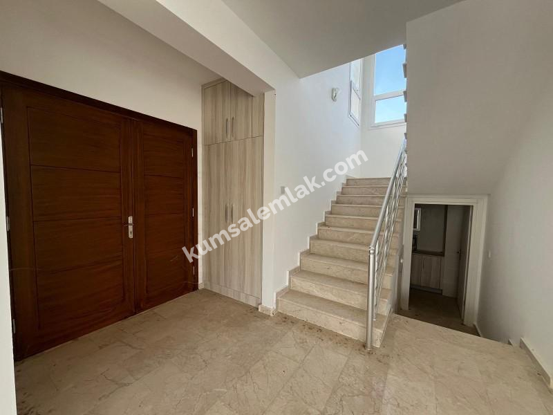 GİRNE YEŞİLTEPE BÖLGESİNDE  SATILIK SIFIR 3 + 1 VİLLA