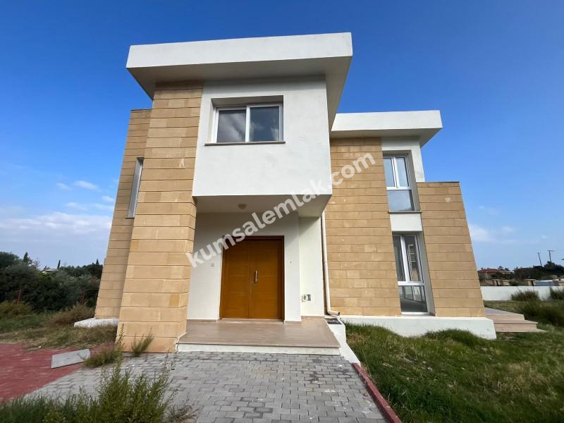 GİRNE YEŞİLTEPE BÖLGESİNDE  SATILIK SIFIR 3 + 1 VİLLA