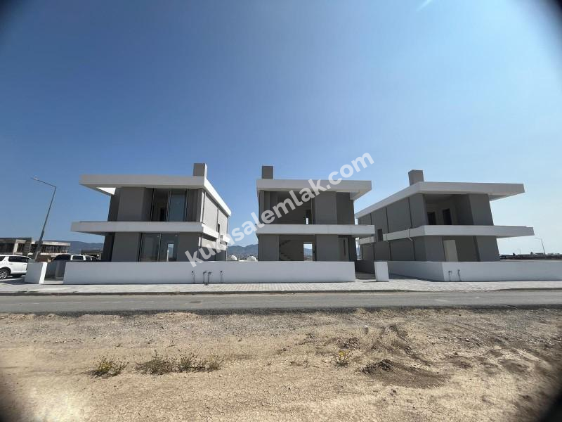 ALAYKÖY'DE SATILIK 3 + 1  BAHÇELİ DUPLEX EVLER