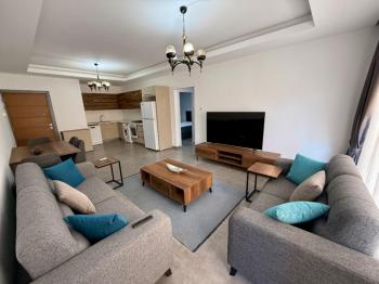 Girne Merkezde Yeni Binada Full Eşyalı 2+1 Satılık Daire 