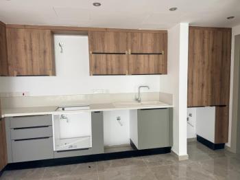 Kıbrs Girne Merkez de Denize Yürüme Mesafesinde Elit Site de Sıfır Satılık 1+1 Rezidans