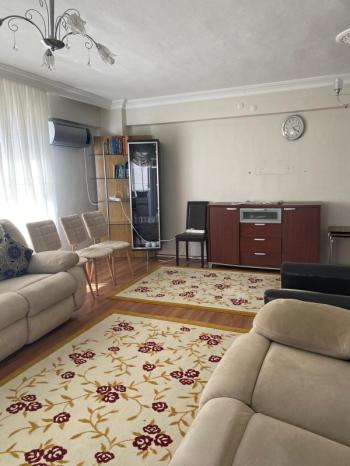 EMLAK HABERCİSİ' NDEN GÜZELYALI TAM MERKEZDE İDO'YA SAHİLE 100 ADIM SATILIK ARA KAT  3+1 DAİRE