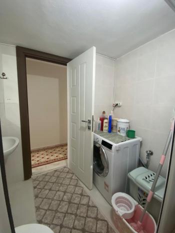 EMLAK HABERCİSİ' NDEN GÜZELYALI TAM MERKEZDE İDO'YA SAHİLE 100 ADIM SATILIK ARA KAT  3+1 DAİRE