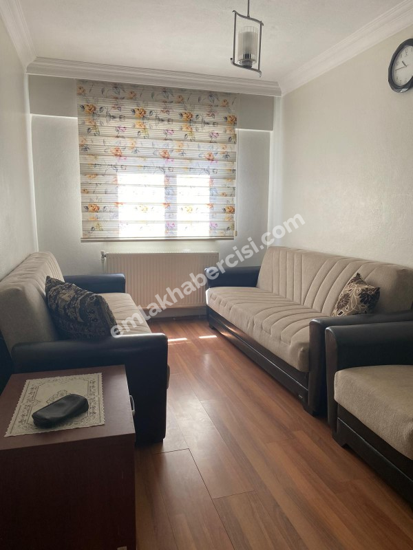 EMLAK HABERCİSİ' NDEN GÜZELYALI TAM MERKEZDE İDO'YA SAHİLE 100 ADIM SATILIK ARA KAT  3+1 DAİRE