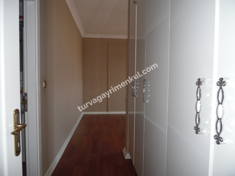 ÇORLUDA SİTE İÇERİSİNDE 4+1 KİRALIK DAİRE 
