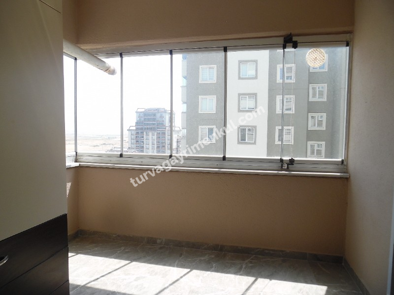 ÇORLUDA SİTE İÇERİSİNDE 4+1 KİRALIK DAİRE 