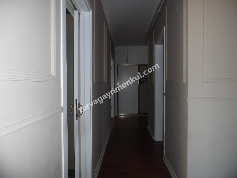ÇORLUDA SİTE İÇERİSİNDE 4+1 KİRALIK DAİRE 