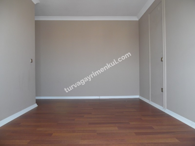 ÇORLUDA SİTE İÇERİSİNDE 4+1 KİRALIK DAİRE 