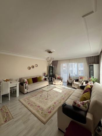 AFYON ÜÇOK EMLAKTAN CUMHURİYET MAH SATILIK 3+1 TEMİZ BAKIMLI