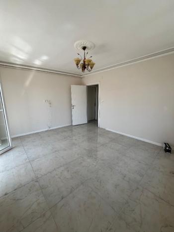 AFYON ÜÇOK EMLAKTAN HATTATKARAHİSAR MAH KİRALIK LÜX 3+0 FIRSAT SIFIR AYARINDA DAİRE