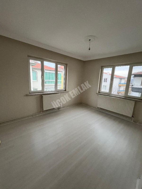 AFYON ÜÇOK EMLAKTAN ALİ İHSAN PAŞA MAH KİRALIK 3+1 124M² DAİRE