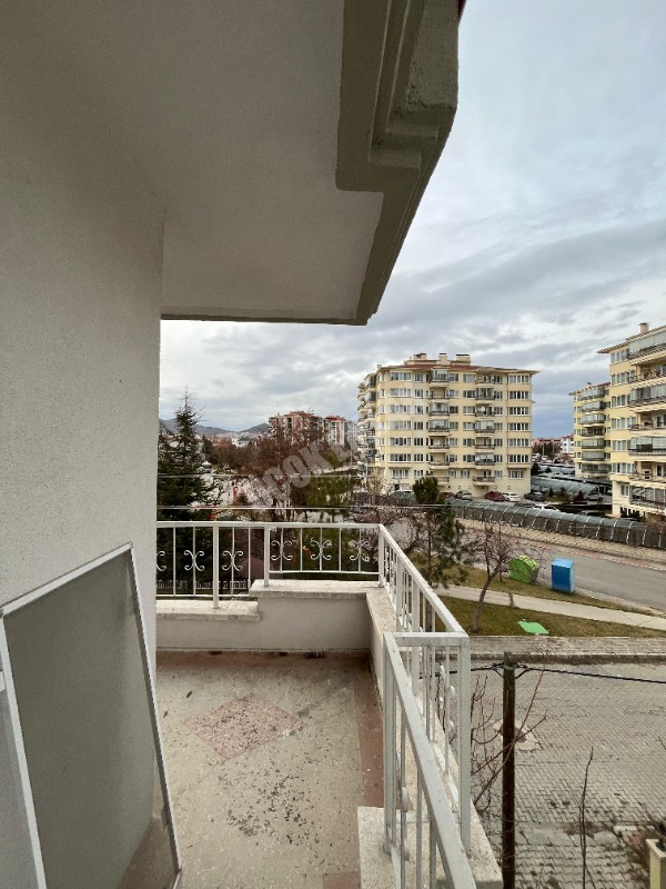 AFYON ÜÇOK EMLAKTAN ALİ İHSAN PAŞA MAH KİRALIK 3+1 124M² DAİRE