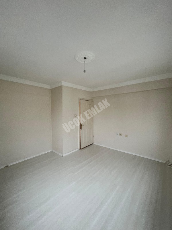 AFYON ÜÇOK EMLAKTAN ALİ İHSAN PAŞA MAH KİRALIK 3+1 124M² DAİRE
