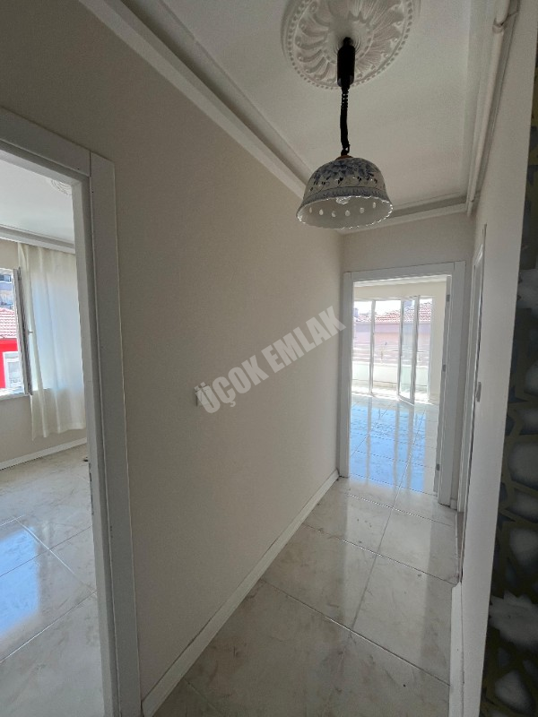 AFYON ÜÇOK EMLAKTAN HATTATKARAHİSAR MAH KİRALIK LÜX 3+0 FIRSAT SIFIR AYARINDA DAİRE