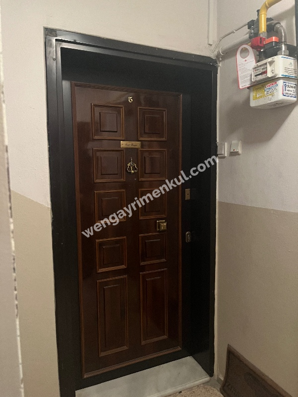 Zafer caddesi kiralik otoparkli 3+1