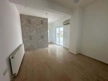 GİRNE OZANKÖY BÖLGESİNDE SATILIK TRİPLEX LÜKS 4 + 1 VİLLA ( 0533 880 00 85 )