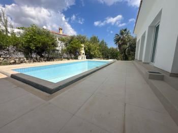GİRNE OZANKÖY BÖLGESİNDE SATILIK TRİPLEX LÜKS 4 + 1 VİLLA ( 0533 880 00 85 )