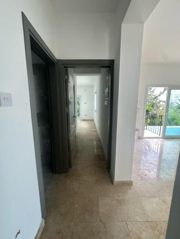 GİRNE OZANKÖY BÖLGESİNDE SATILIK TRİPLEX LÜKS 4 + 1 VİLLA  ( 0533 880 00 85 )