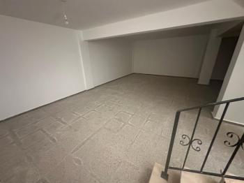 GİRNE OZANKÖY BÖLGESİNDE SATILIK TRİPLEX LÜKS 4 + 1 VİLLA  ( 0533 880 00 85 )