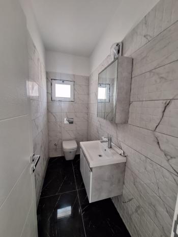 GİRNE OZANKÖY BÖLGESİNDE SATILIK TRİPLEX LÜKS 4 + 1 VİLLA ( 0533 880 0085 ) 