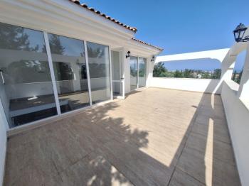 GİRNE OZANKÖY BÖLGESİNDE SATILIK TRİPLEX LÜKS 4 + 1 VİLLA ( 0533 880 0085 ) 