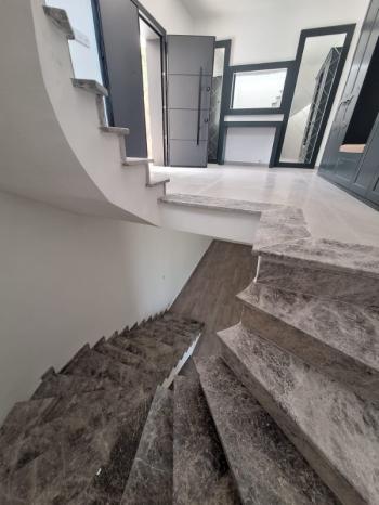 GİRNE OZANKÖY BÖLGESİNDE SATILIK TRİPLEX LÜKS 4 + 1 VİLLA ( 0533 880 0085 ) 